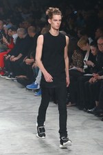 リック オウエンス、2014春夏年メンズコレクション - アディダスとのコラボスニーカーも登場｜写真8