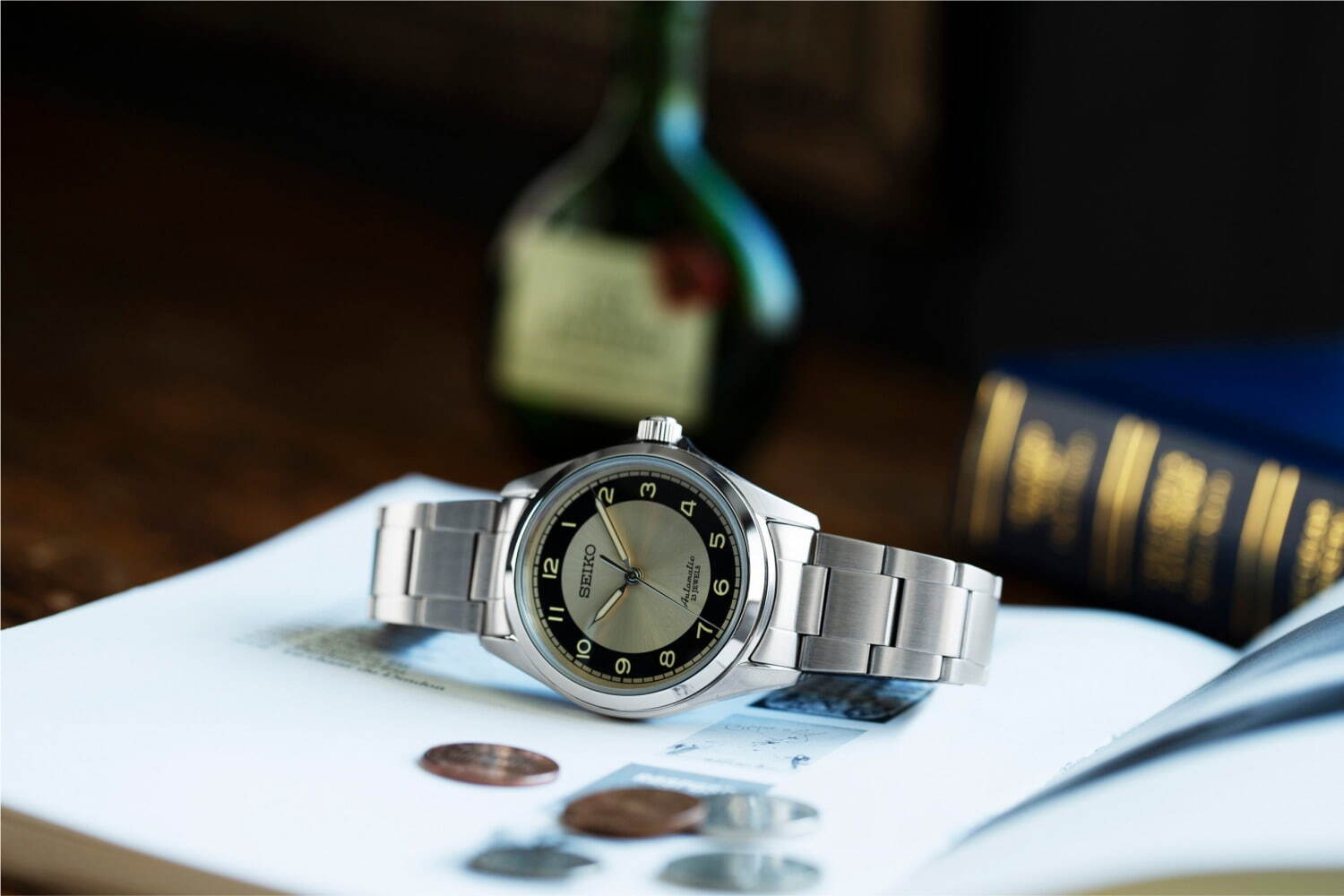 セイコー チックタックのコラボ腕時計第2弾 クラシックな佇まいのメンズ向け機械式時計 ファッションプレス