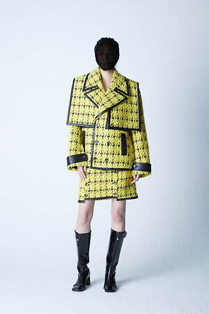 ヴィヴィアーノ(VIVIANO) 2021-22年秋冬ウィメンズコレクション  - 写真32