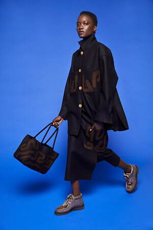 ジュンコ シマダ(JUNKO SHIMADA) 2021-22年秋冬ウィメンズコレクション  - 写真1