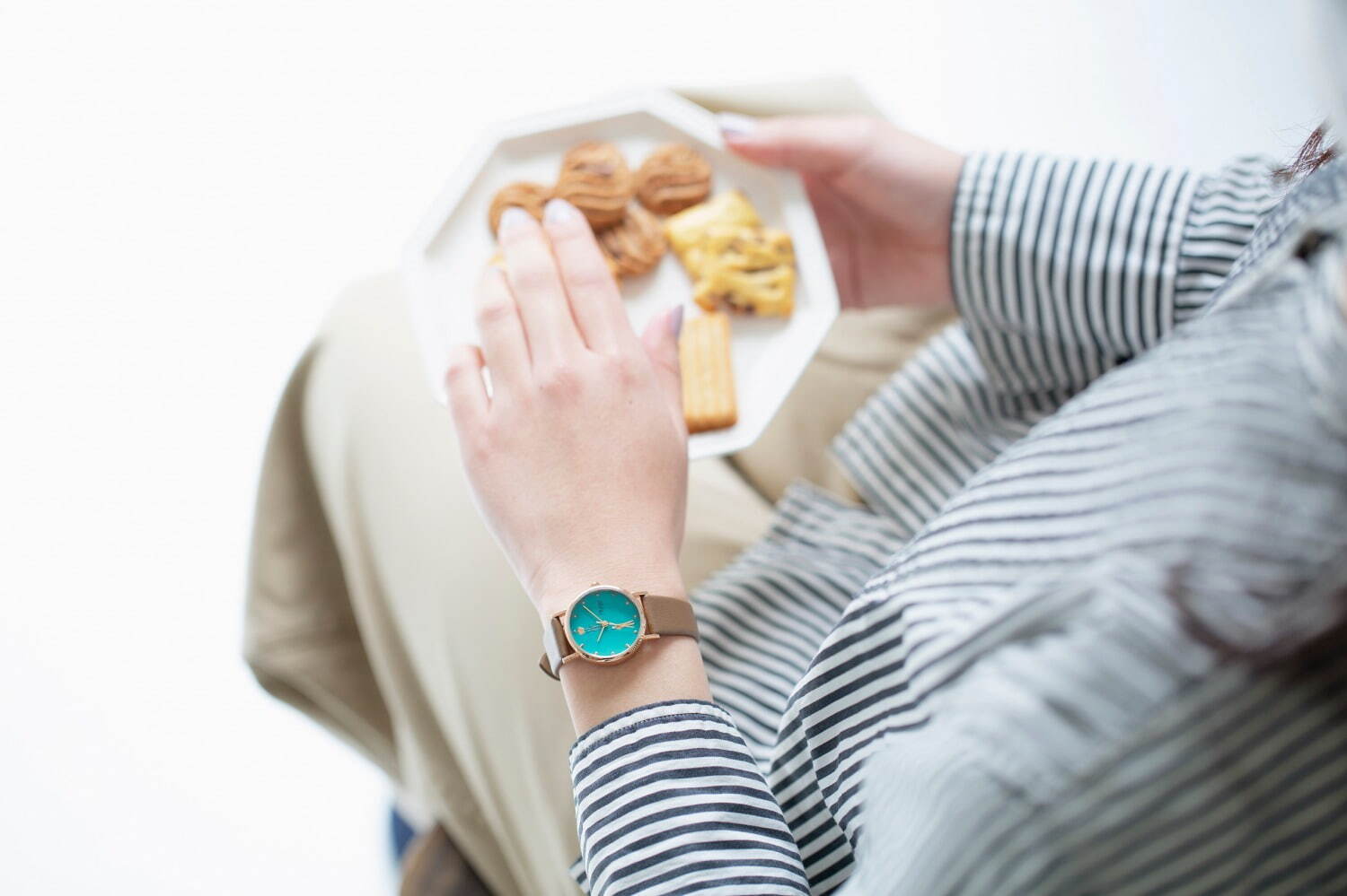 チックタック×ポーリー・ファーンの腕時計 - フェイスとベルトを自由に付け替え、手元にアートな彩りを｜写真12