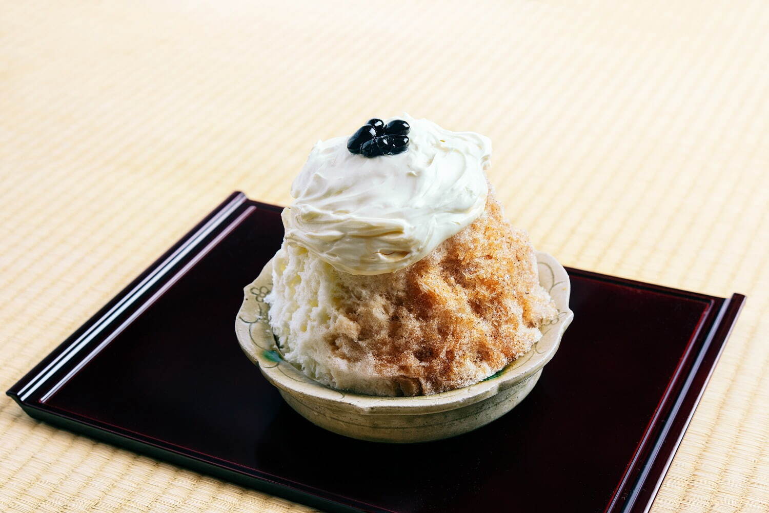 ＜くろぎ茶々＞福寿園とのコラボ“クリームチーズ”のせ和風かき氷
