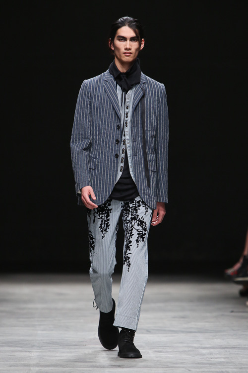 アン ドゥムルメステール(ANN DEMEULEMEESTER) 2014年春夏メンズコレクション  - 写真28