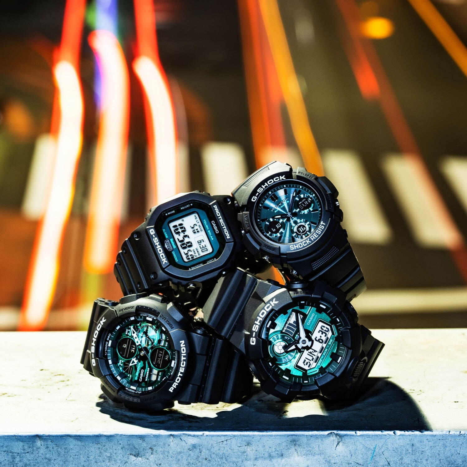 G-SHOCK“ブラック×グリーン”新作腕時計、定番「GW-B5600」など全4型で ...