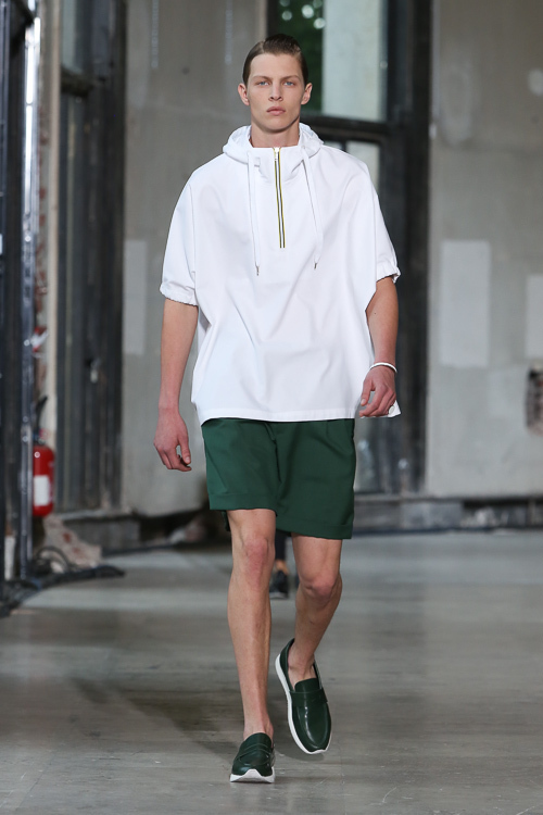 クリスヴァンアッシュ(KRISVANASSCHE) 2014年春夏メンズコレクション シルエット - 写真1