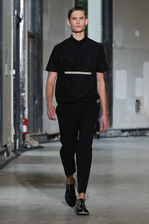 クリスヴァンアッシュ(KRISVANASSCHE) 2014年春夏メンズコレクション  - 写真2