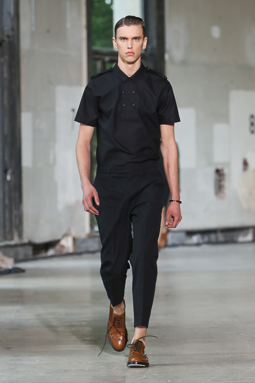 クリスヴァンアッシュ(KRISVANASSCHE) 2014年春夏メンズコレクション シルエット - 写真27