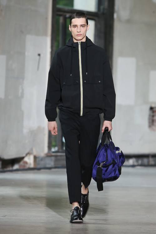 クリスヴァンアッシュ(KRISVANASSCHE) 2014年春夏メンズコレクション シルエット - 写真29