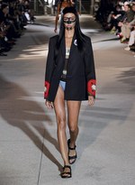 ジバンシィ バイ リカルド ティッシ 2014年春夏メンズコレクション - 黎明期の電子機器とアフリカの民族｜写真15