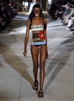 ジバンシィ バイ リカルド ティッシ 2014年春夏メンズコレクション - 黎明期の電子機器とアフリカの民族｜写真16