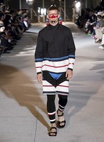 ジバンシィ バイ リカルド ティッシ 2014年春夏メンズコレクション - 黎明期の電子機器とアフリカの民族｜写真20