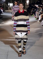 ジバンシィ バイ リカルド ティッシ 2014年春夏メンズコレクション - 黎明期の電子機器とアフリカの民族｜写真53