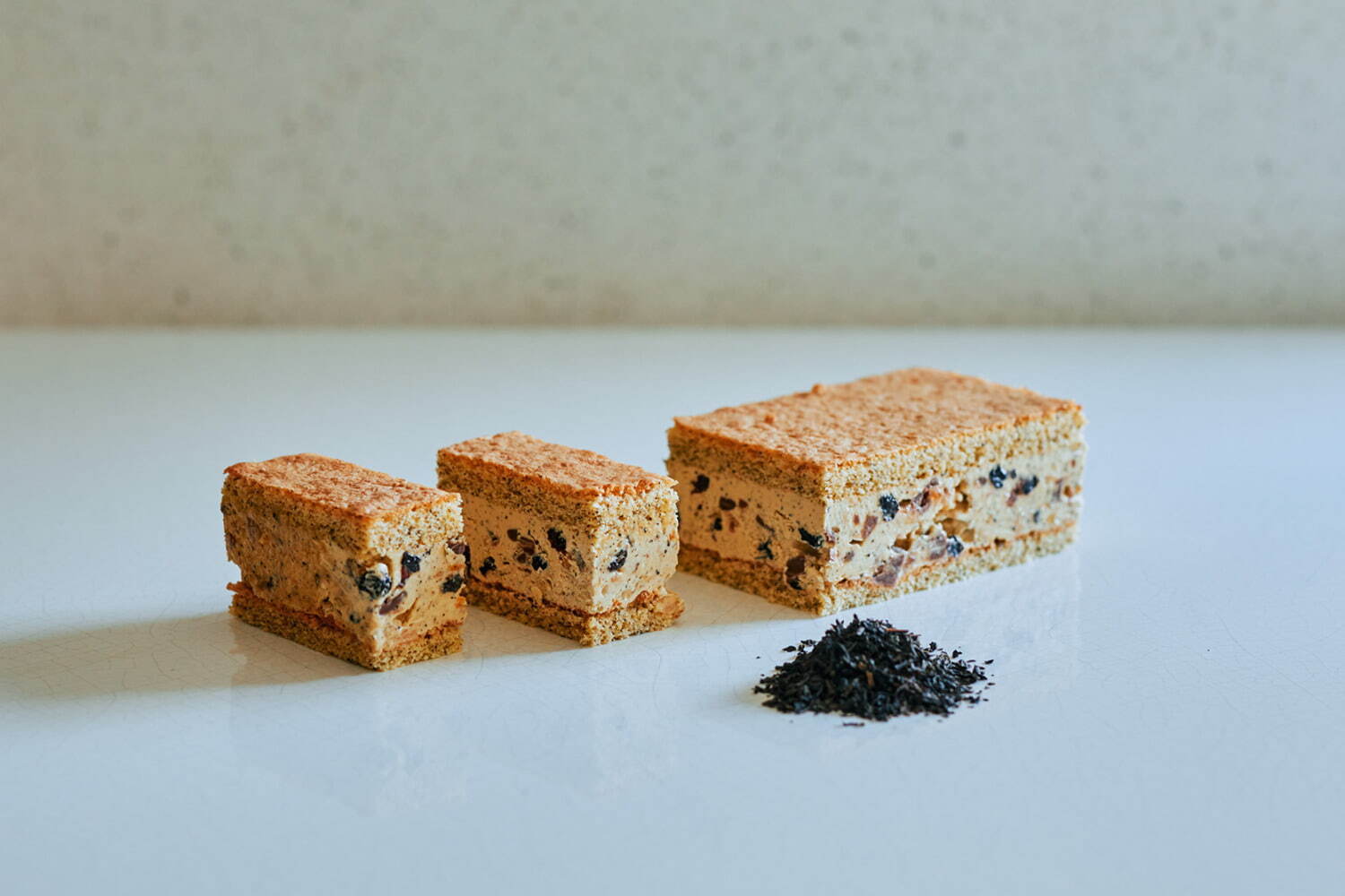 生チョコバターケーキ TEA 3,780円(税込)
※一部店舗限定