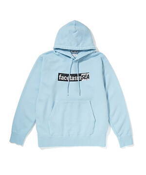 ファセッタズム×ウィンダンシー“コラボロゴ”入りTシャツや表裏逆転させ 