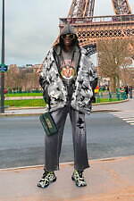 バレンシアガ(BALENCIAGA) 縦と横｜写真6