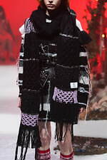 ルルムウ 2021-22年秋冬コレクション - 魔法の森を舞台に、魔女と少女が舞い踊る｜写真32