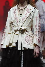 ルルムウ 2021-22年秋冬コレクション - 魔法の森を舞台に、魔女と少女が舞い踊る｜写真38