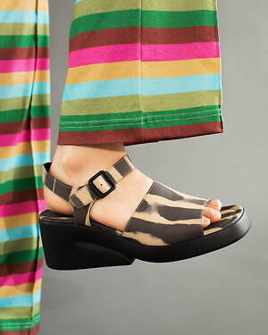 カンペール(CAMPER) 2021年春夏ウィメンズ&メンズコレクション  - 写真18