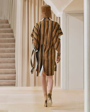 バーバリー(BURBERRY) 2021-22年秋冬ウィメンズコレクション  - 写真10