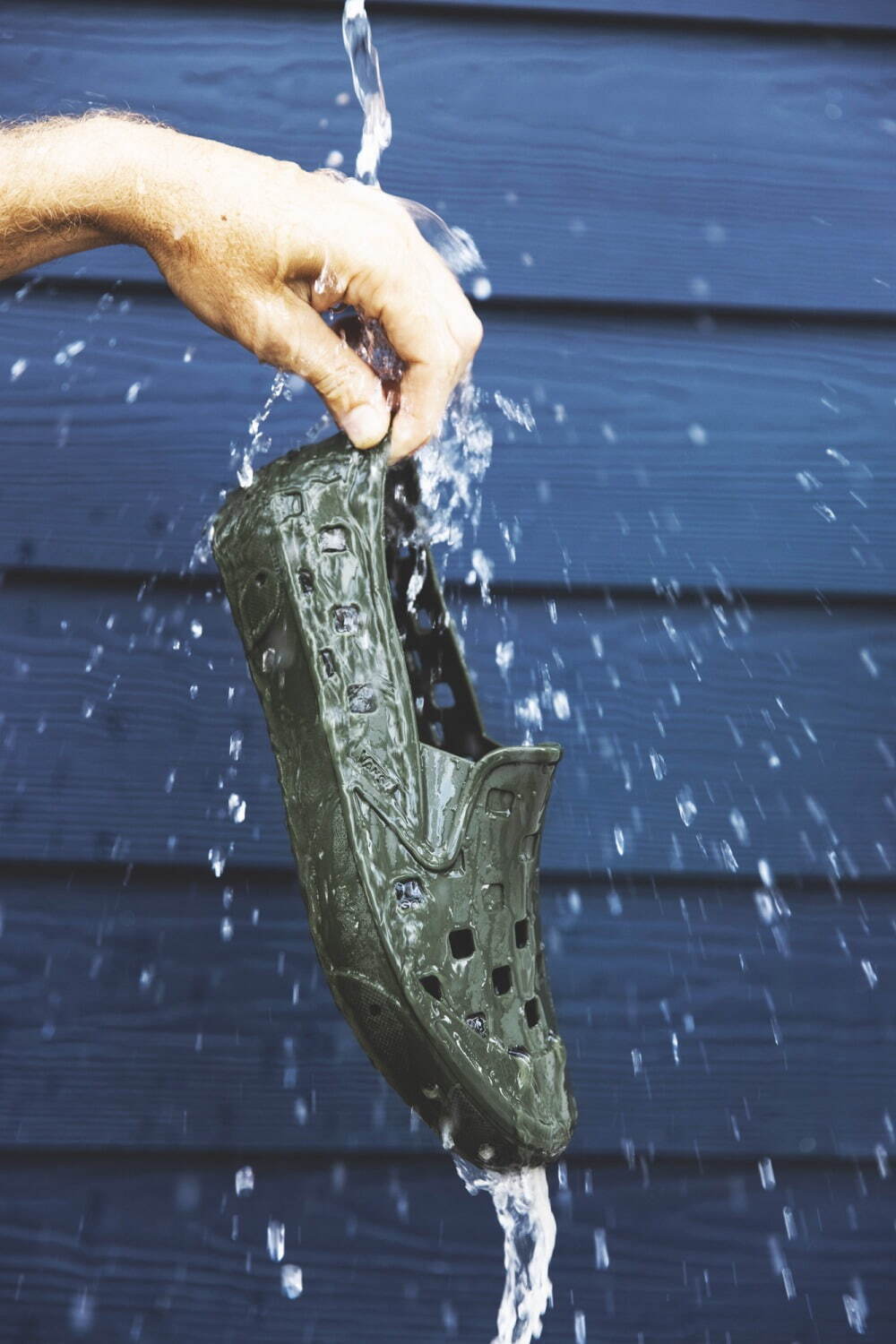 ヴァンズ(Vans) トレック スリッポン｜写真22