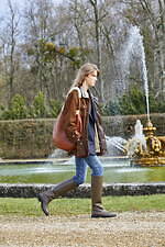 セリーヌ 2021年冬ウィメンズコレクション、メゾンのコードにフレッシュなアクセントを効かせて｜写真15