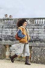 セリーヌ 2021年冬ウィメンズコレクション、メゾンのコードにフレッシュなアクセントを効かせて｜写真48