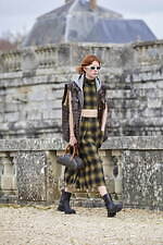 セリーヌ 2021年冬ウィメンズコレクション、メゾンのコードにフレッシュなアクセントを効かせて｜写真69