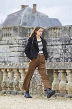 セリーヌ 2021年冬ウィメンズコレクション、メゾンのコードにフレッシュなアクセントを効かせて｜写真76