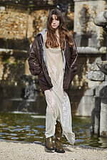 セリーヌ 2021年冬ウィメンズコレクション、メゾンのコードにフレッシュなアクセントを効かせて｜写真108