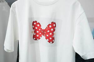 ユニクロ Ut ディズニー ミッキーマウス ミニーマウスを吉田ユニが表現 水玉リボンtシャツなど ファッションプレス ユニクロ Ut ディズニー ミッキーマウス ミニーマウスを吉田ユニが表現 水玉リボンtシャツなど ファッションプレス