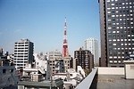 写真家・鷹野隆大、初の大規模個展が国立国際美術館で -「毎日写真」や“影”を捉える試みなどを紹介
