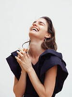 スナイデル21年夏の新作、リボン付きフリルニット＆ドット柄パフスリーブワンピース｜写真17