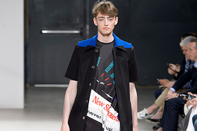 ラフ シモンズ(RAF SIMONS) コレクション - ファッションプレス ラフ シモンズ(RAF SIMONS) コレクション - ファッションプレス