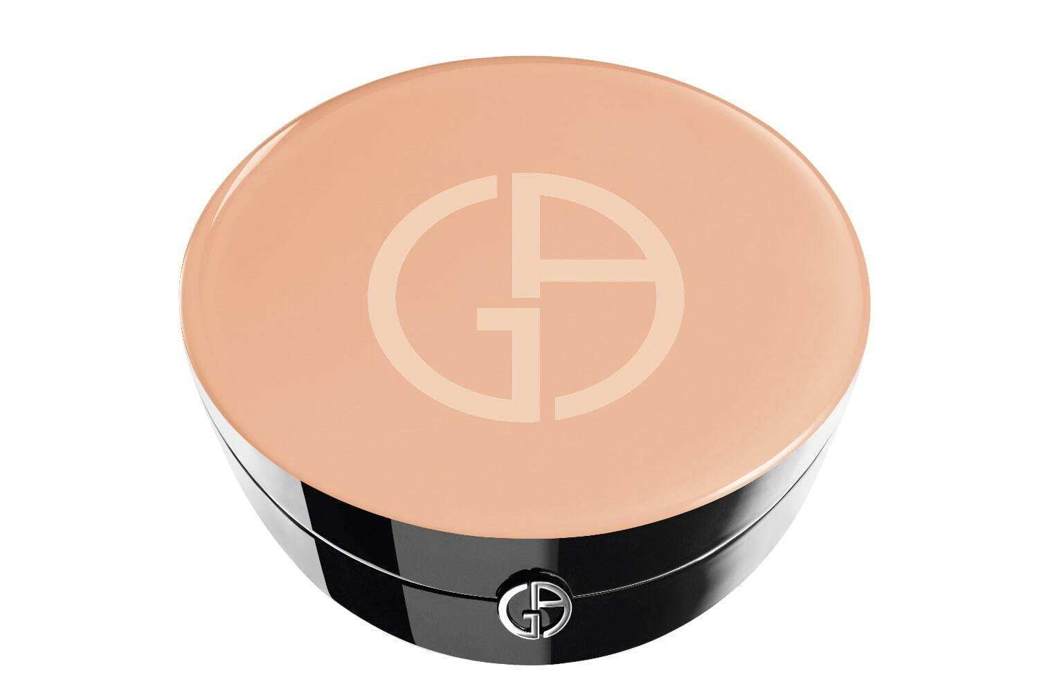 アルマーニ ビューティ「ルミナス シルク パウダー」