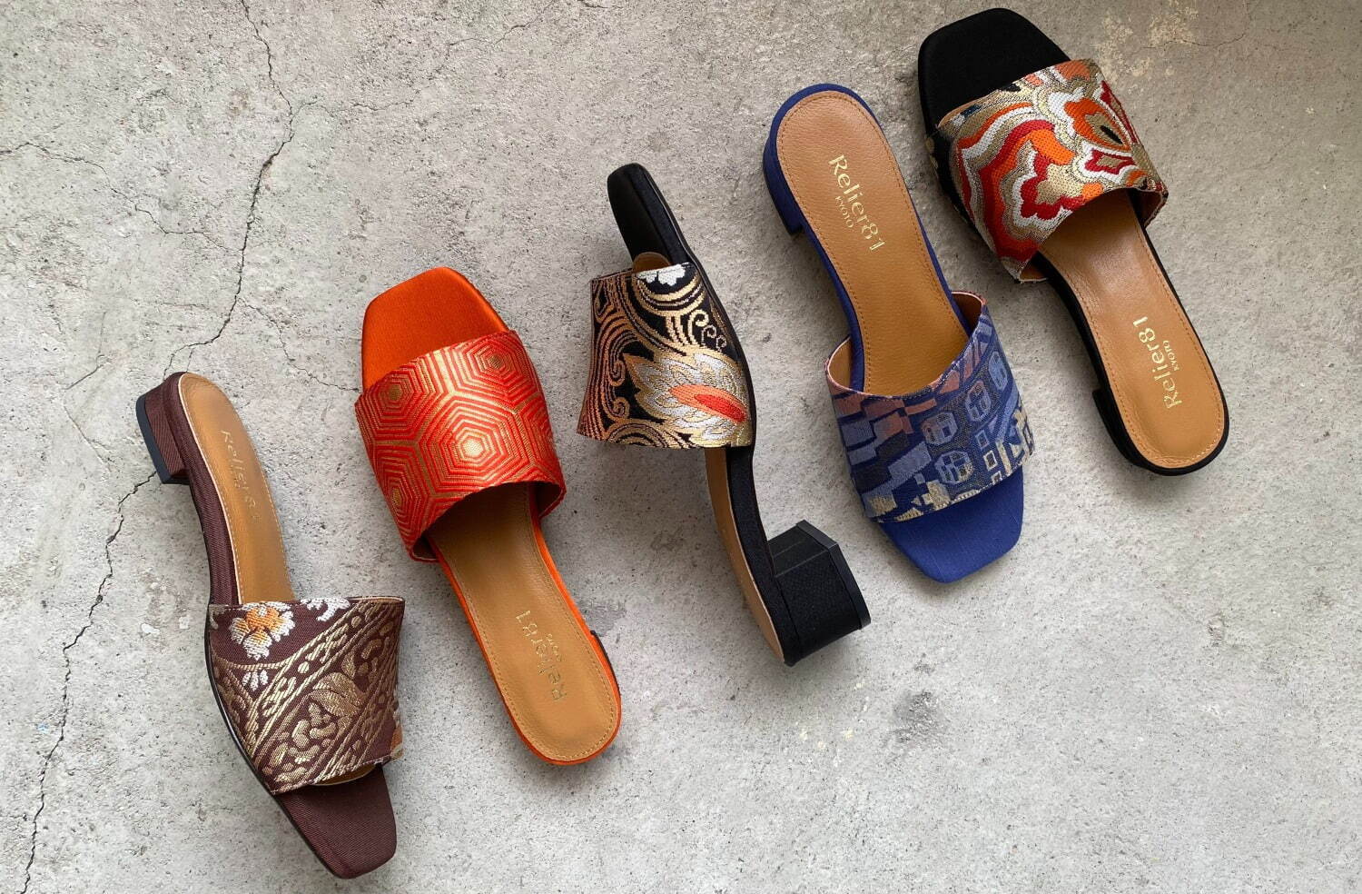 “着物”のレディースシューズ「ルリエ エイトワン」和柄サンダルがバーニーズ ニューヨークに再び