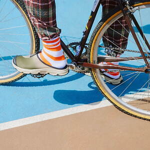 サロモン×ビームスのリカバリーサンダル“ミリタリー”グラデーションの左右非対称アッパー｜写真5