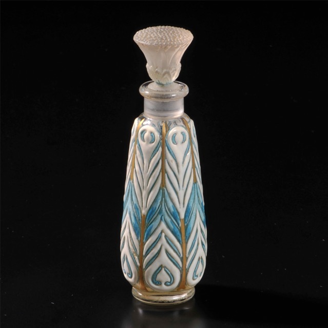 バカラ社「エジプトの香油壺」1925年