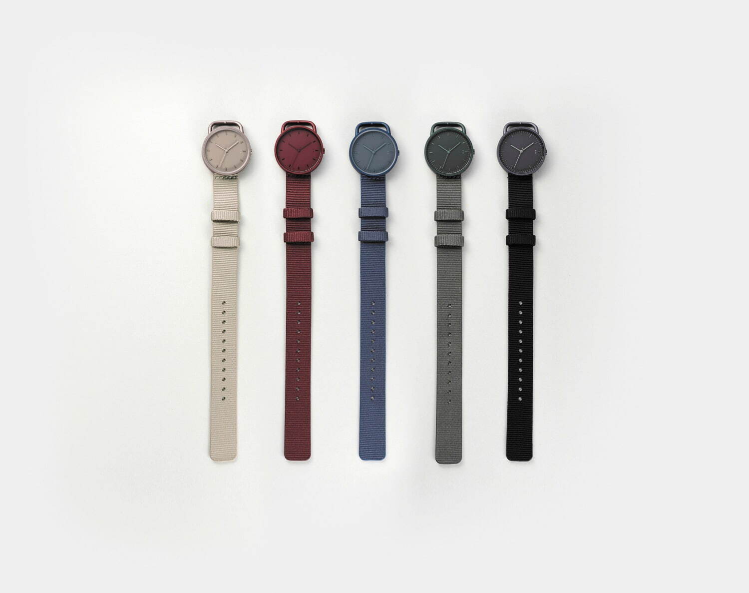 nendoの腕時計ブランド「10:10」バックルシリーズにくすみカラーの限定 