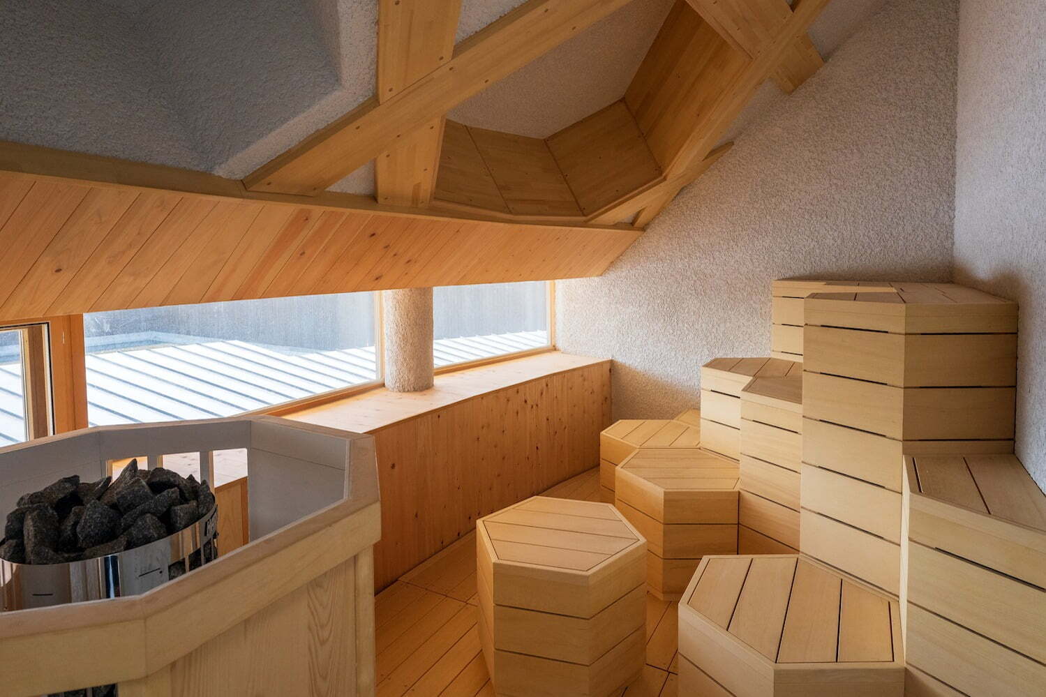 ショウナイホテル スイデンテラス: 2021年4月29日〜発売