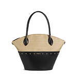 フルラ“ラフィア素材×ブラックレザー”の新作かごバッグ、スタッズ＆チェーン付きクロスボディ｜写真5