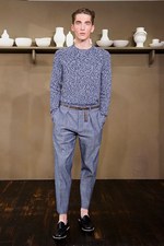 カルヴェン2014年春夏メンズコレクション - 絶妙な素材と色合いが生み出す、洗練されたラフスタイル｜写真12
