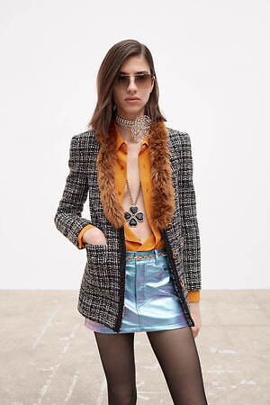 サンローラン 2021年冬ウィメンズコレクション - 対極の狭間で魅せる、新しいエレガンス｜写真18