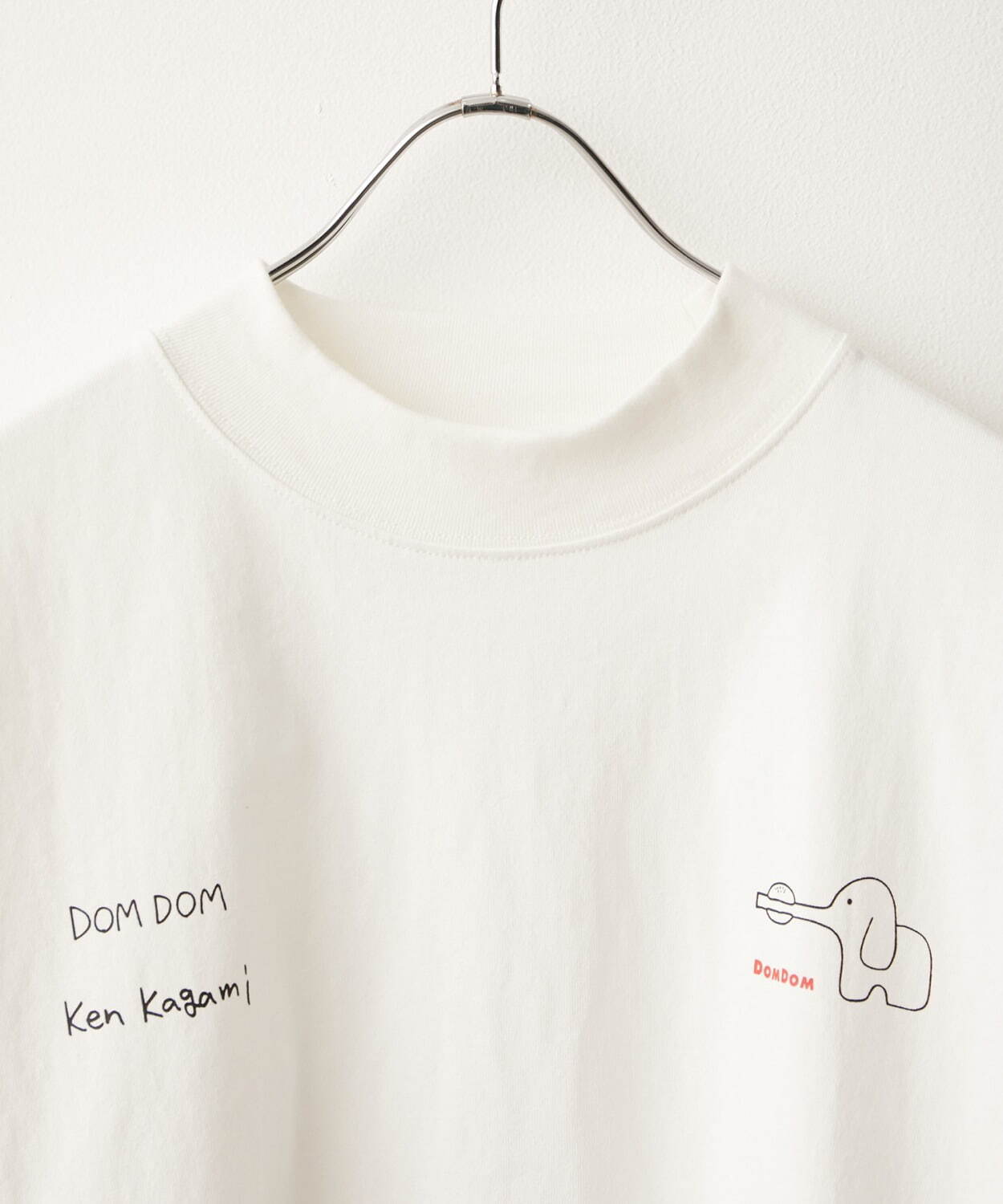 加賀美健デザイン「ドムドムハンバーガー」Tシャツ、くすみカラーに“ドムドムしない”象プリント｜写真5