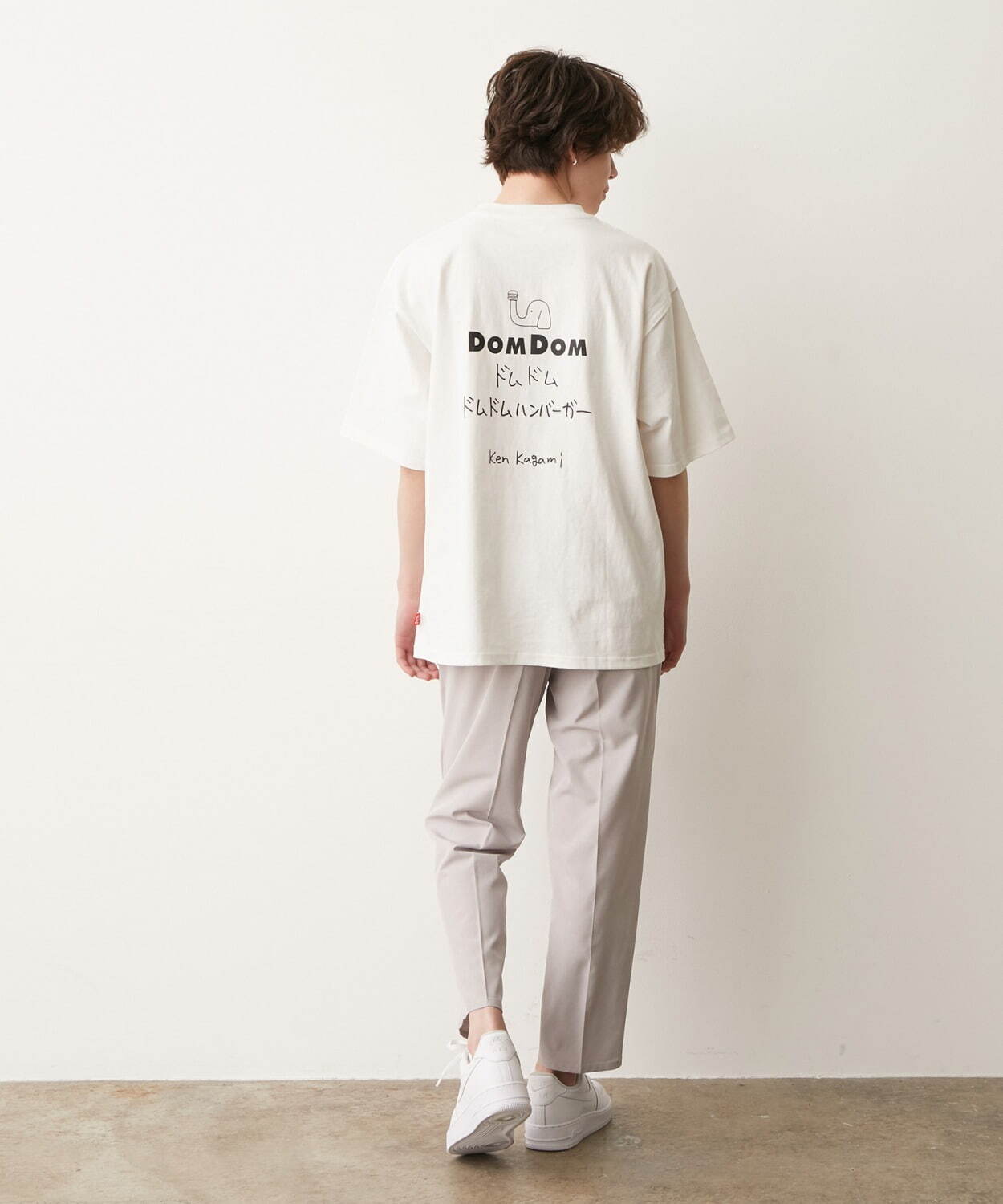 加賀美健デザイン「ドムドムハンバーガー」Tシャツ、くすみカラーに“ドムドムしない”象プリント｜写真40