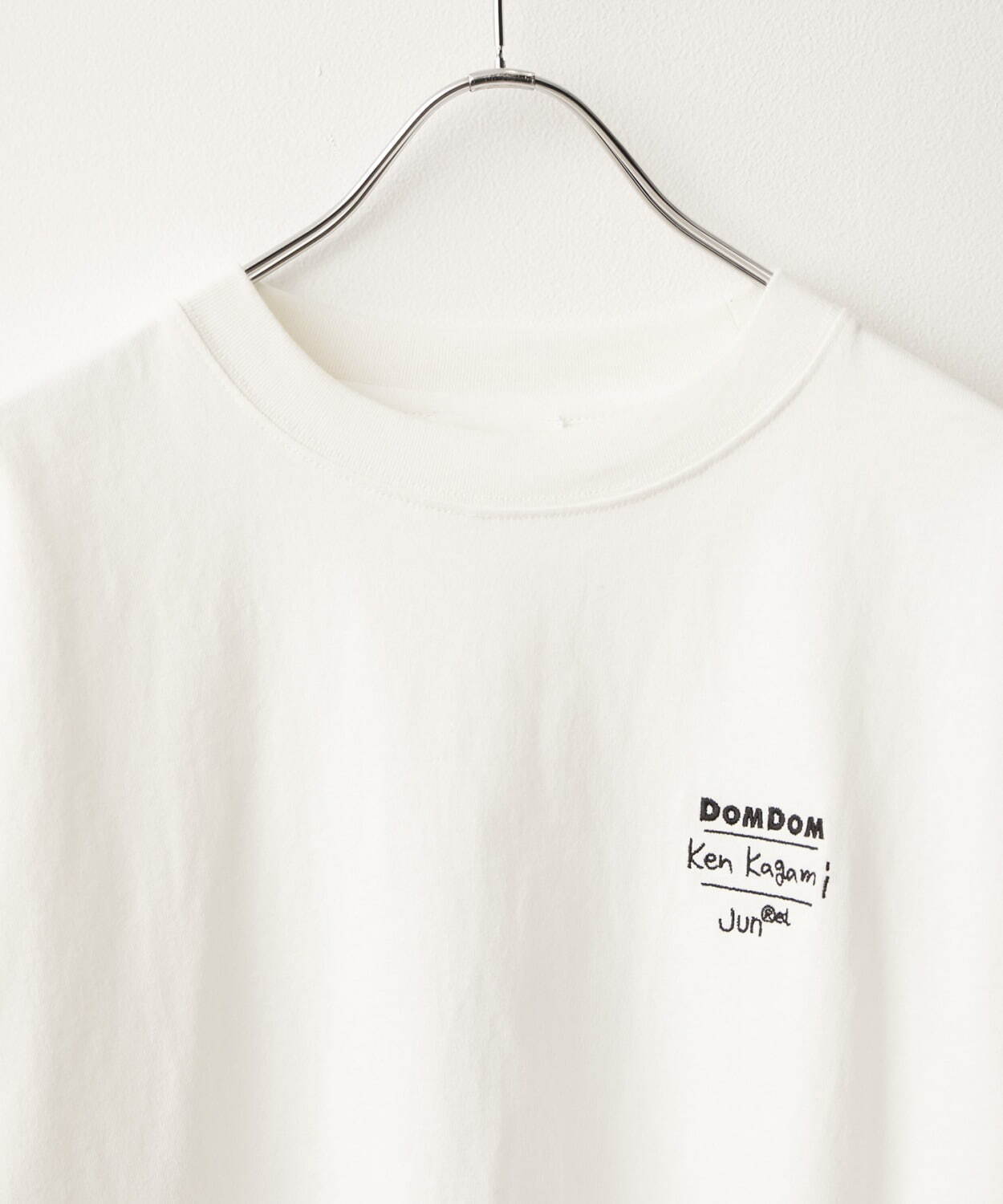 加賀美健デザイン「ドムドムハンバーガー」Tシャツ、くすみカラーに“ドムドムしない”象プリント｜写真35