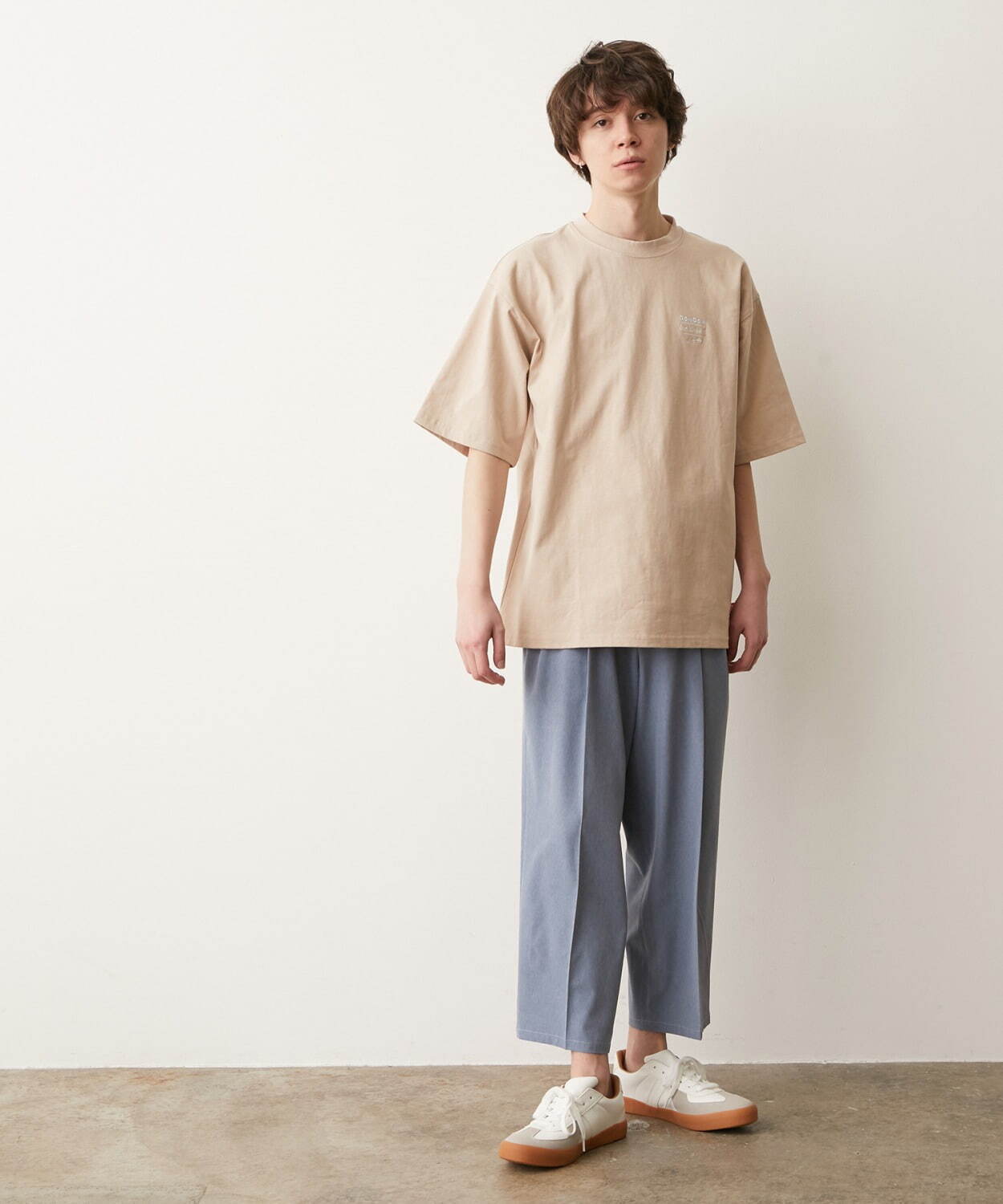 加賀美健デザイン「ドムドムハンバーガー」Tシャツ、くすみカラーに“ドムドムしない”象プリント｜写真45