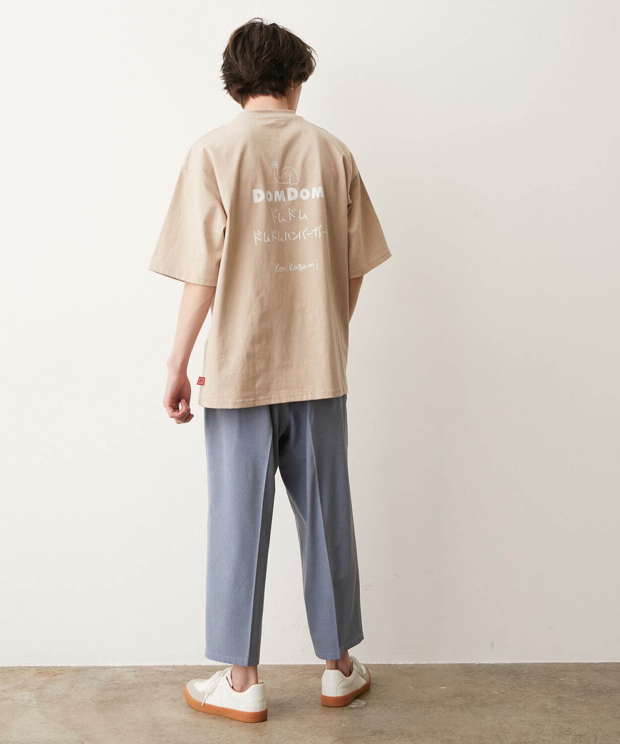 加賀美健デザイン「ドムドムハンバーガー」Tシャツ、くすみカラーに“ドムドムしない”象プリント｜写真46