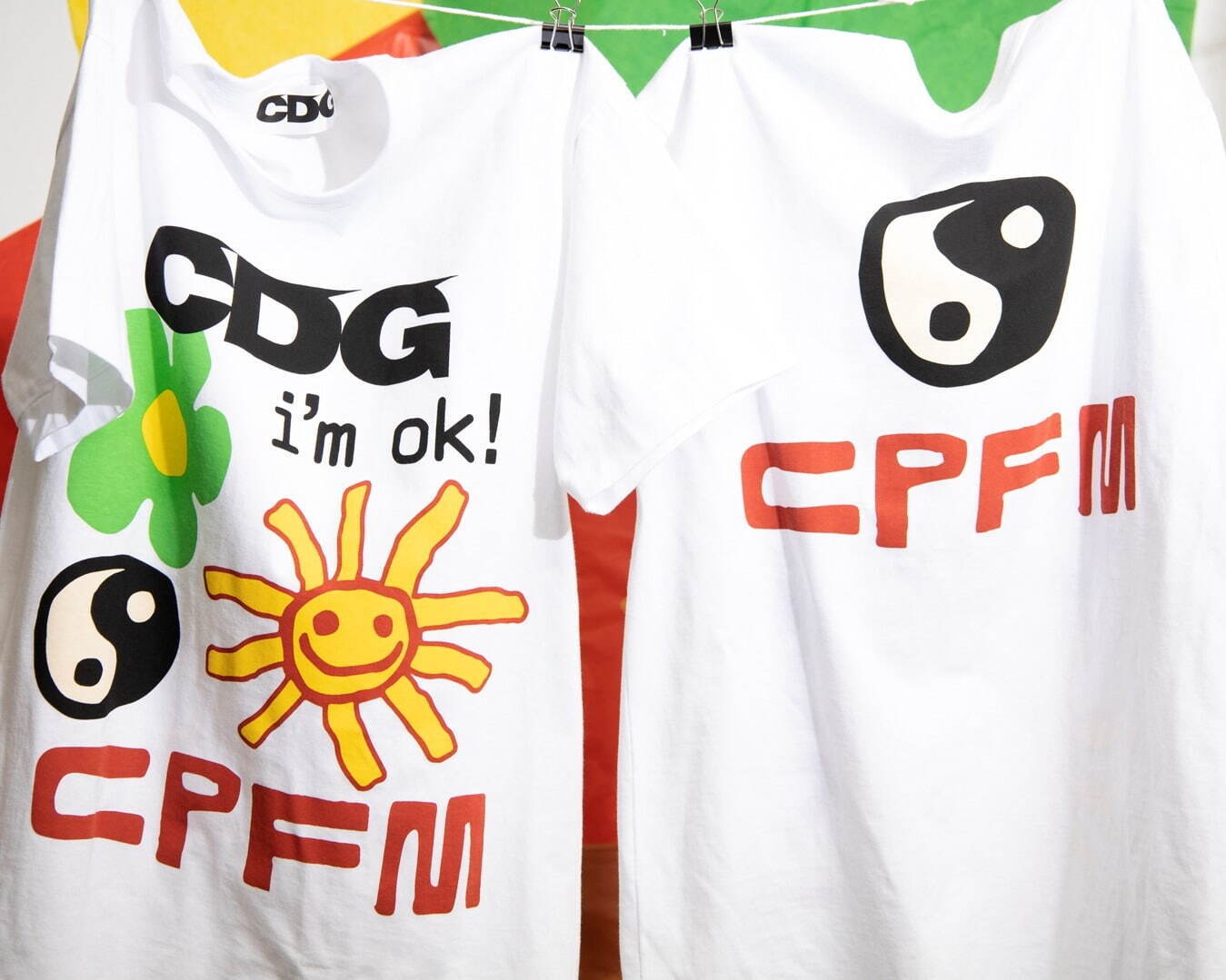 コム デ ギャルソンのCDG×カクタスプラントフリーマーケット、花や太陽を描く“ピースフル”Tシャツ｜写真1