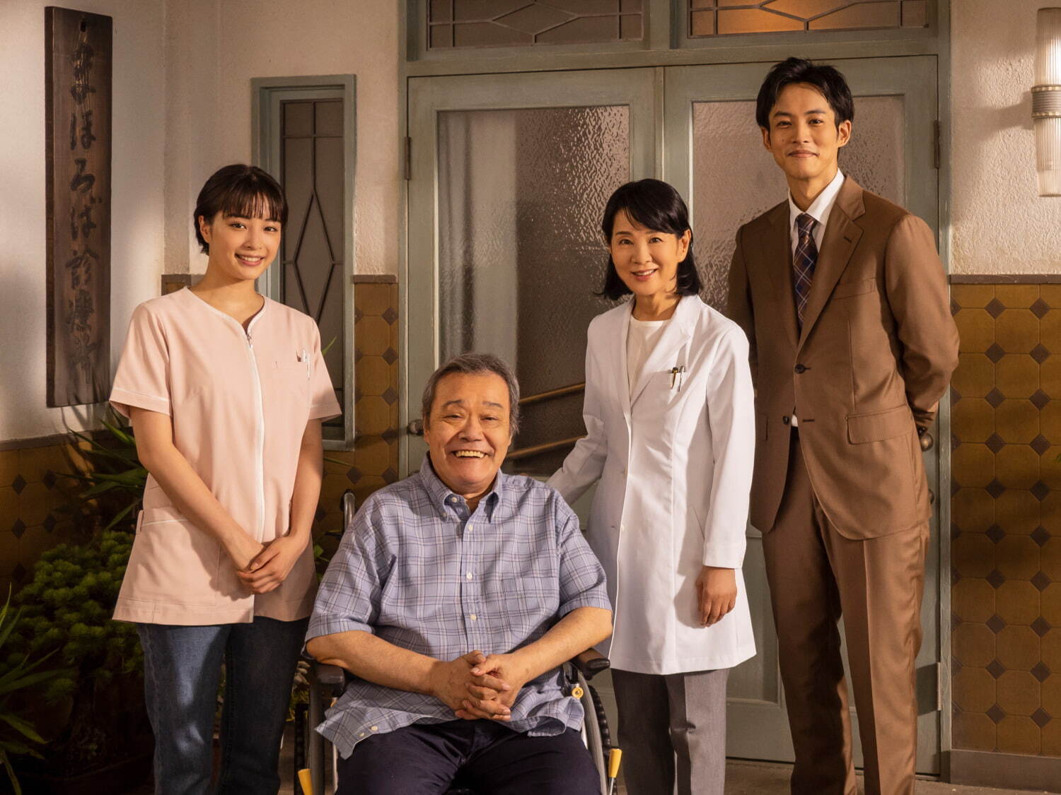 松坂桃李＆広瀬すずにインタビュー、“太陽のような役”を演じた映画『いのちの停車場』｜写真2