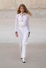 シャネル 2021/22年リゾートコレクション - ジャン コクトーに想いを馳せて｜写真3